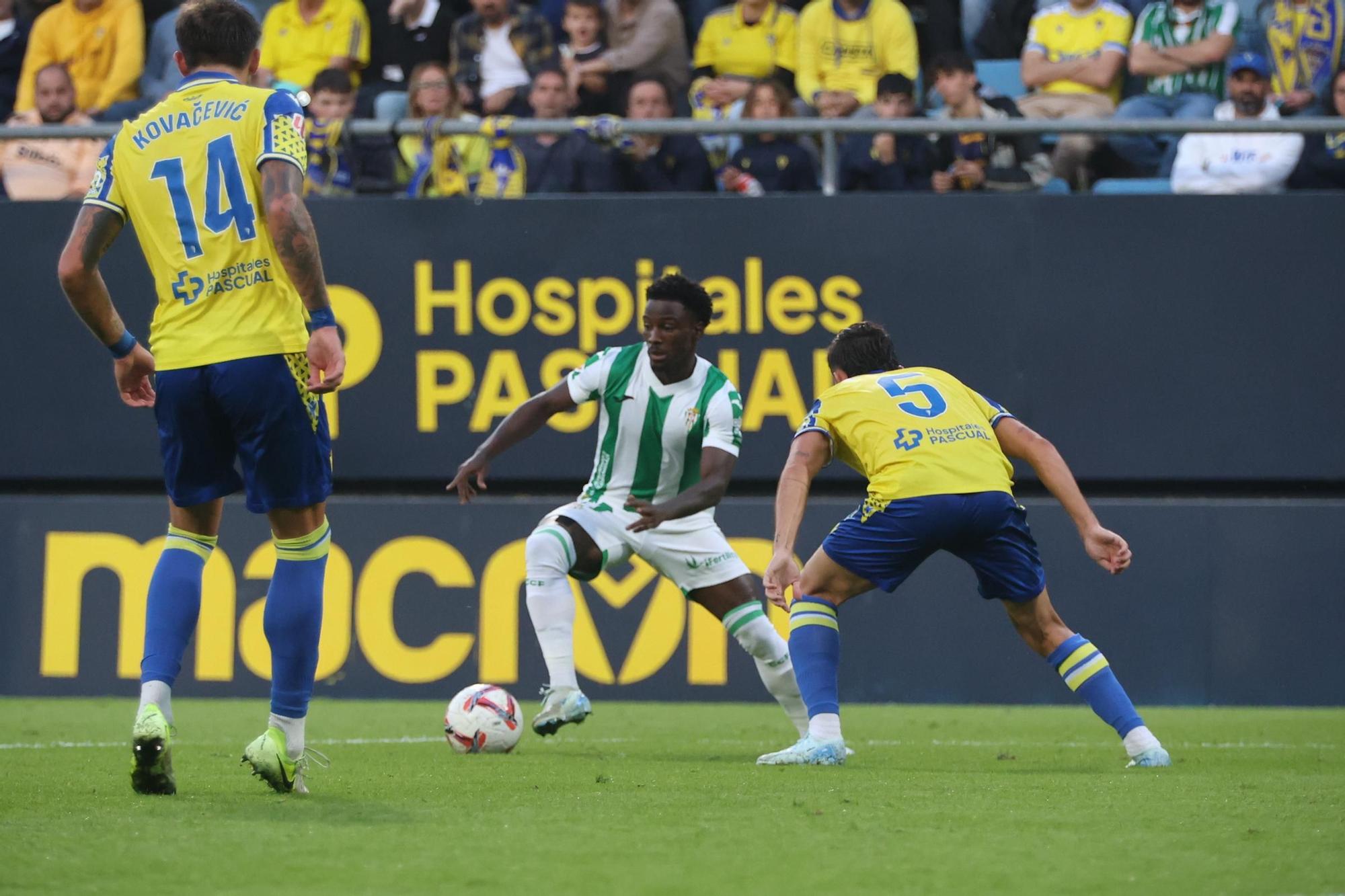 Cádiz CF-Córdoba CF | Las imágenes del partido de la Liga Hypermotion