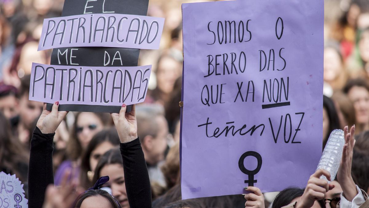 Proclamas en la manifestación feminista en Ourense del 8-M de 2019.