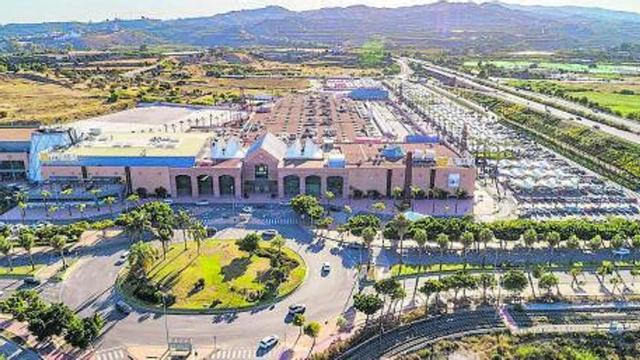 Grupo Salsa construyó y puso en marcha el CC El Ingenio, en Vélez-Málaga.