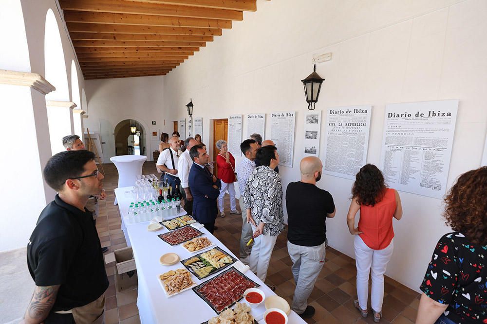 Inauguración de la muestra de Portada de Diario de Ibiza