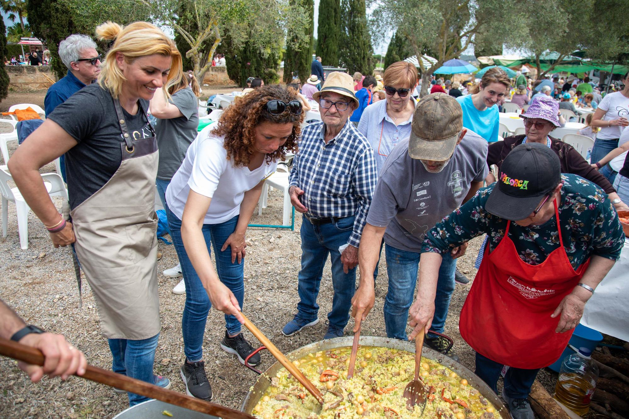 Los ‘pancaritats’ ponen la guinda a la Semana Santa