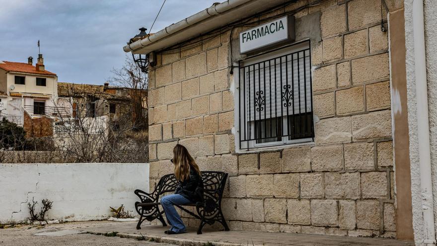 Sanidad saca a licitación un botiquín en Quatretondeta para compensar la pérdida de la farmacia