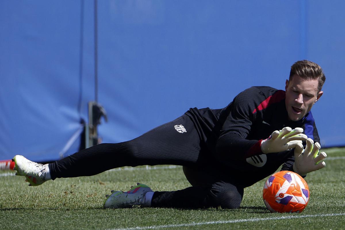 Marc-André ter Stegen, durante el entrenamiento del sábado en la ciudad deportiva.