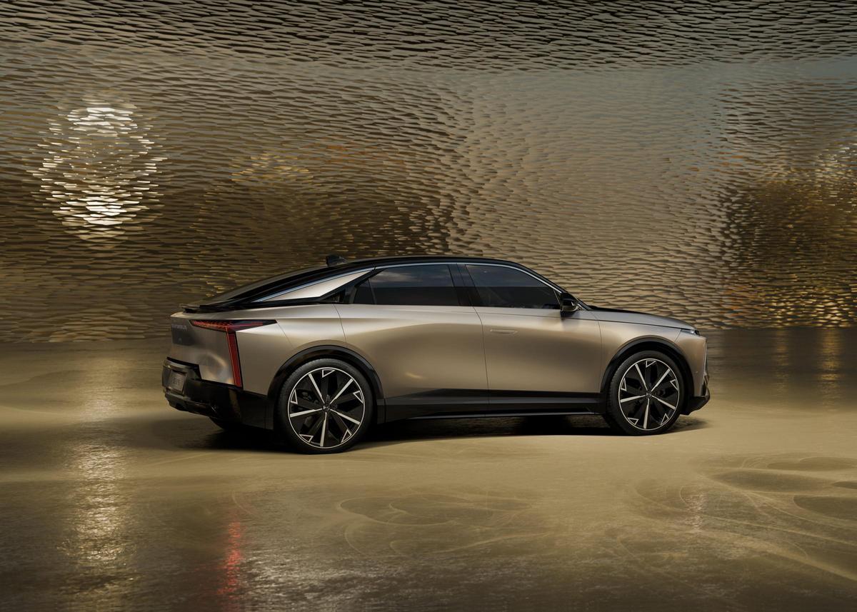 El DS N°8 resucita el mito de la ‘grande routière’ francesa en clave eléctrica