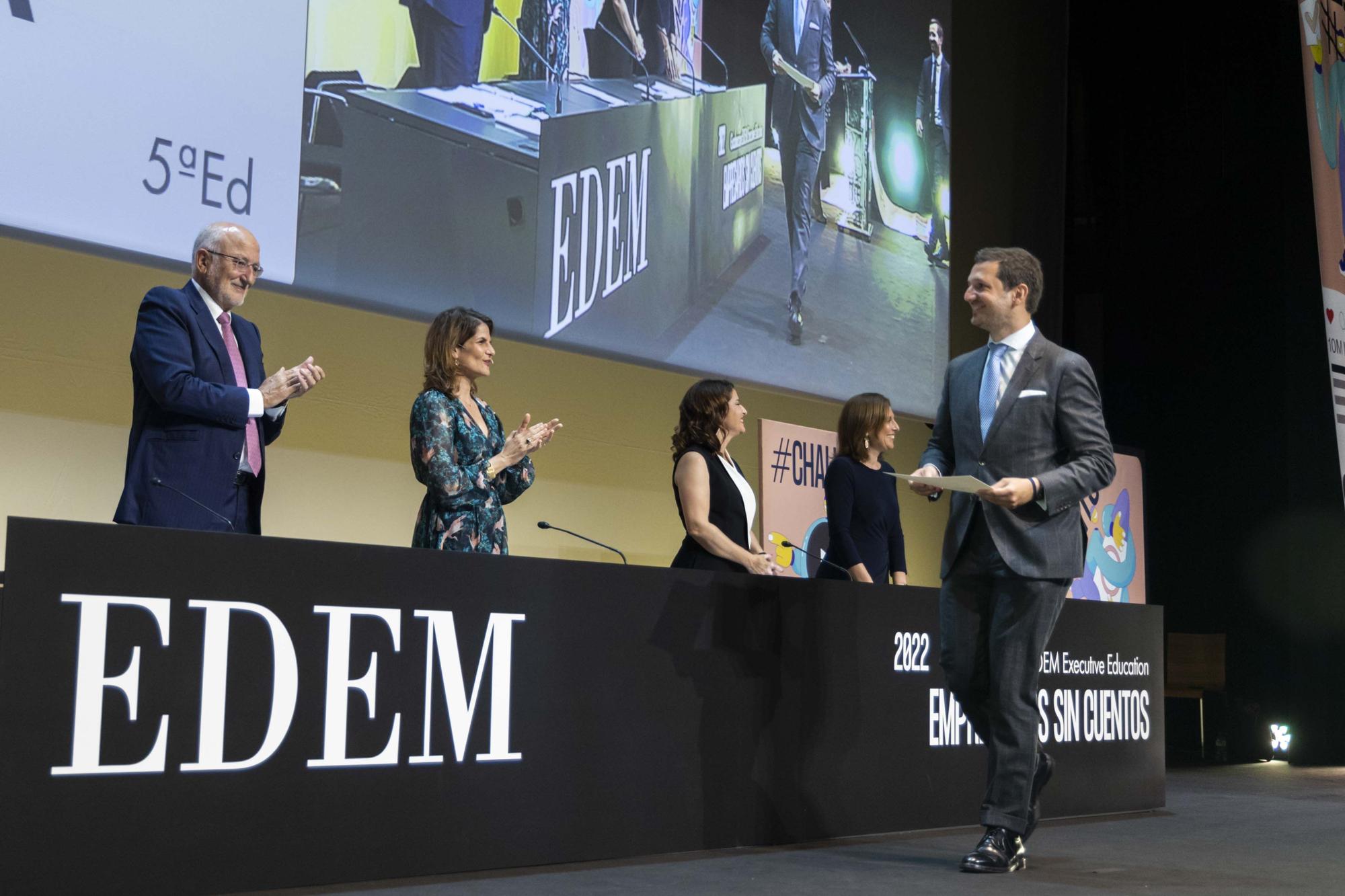 Graduación alumnos EDEM Escuela de Empresarios 2022 en València