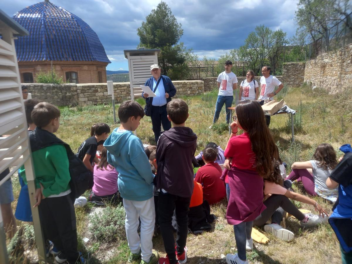 Amela también realiza actividades de divulgación.