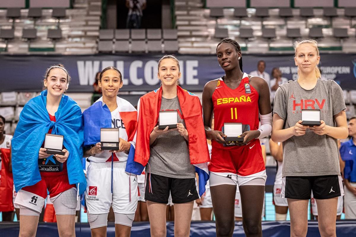 Awa Fam, en el quinteto ideal del Europeo sub-16 junto a Iyana Martín (MVP)