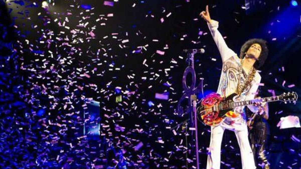 Actuación de Prince en Birmingham.