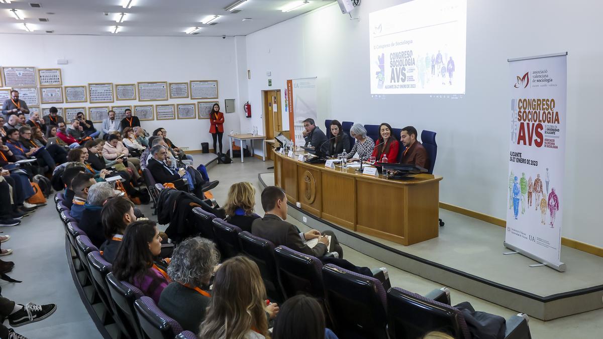 Inauguración del II Congreso de Sociología que reúne en la UA a 300 expertos de todo el mundo