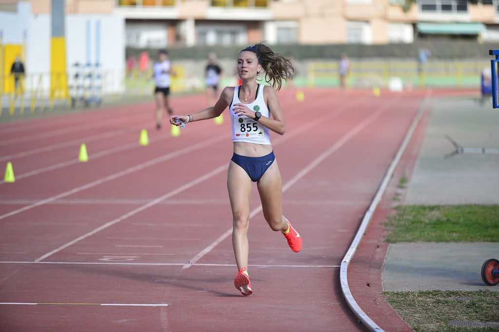 Pruebas de atletismo nacional en la pista de atletismo de Cartagena este domingo