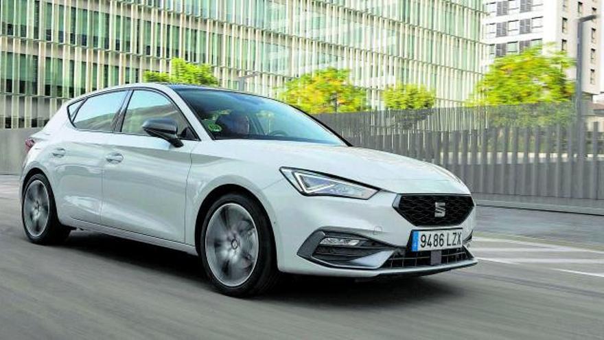 SEAT León FR con 130 CV.por 28.590 euros