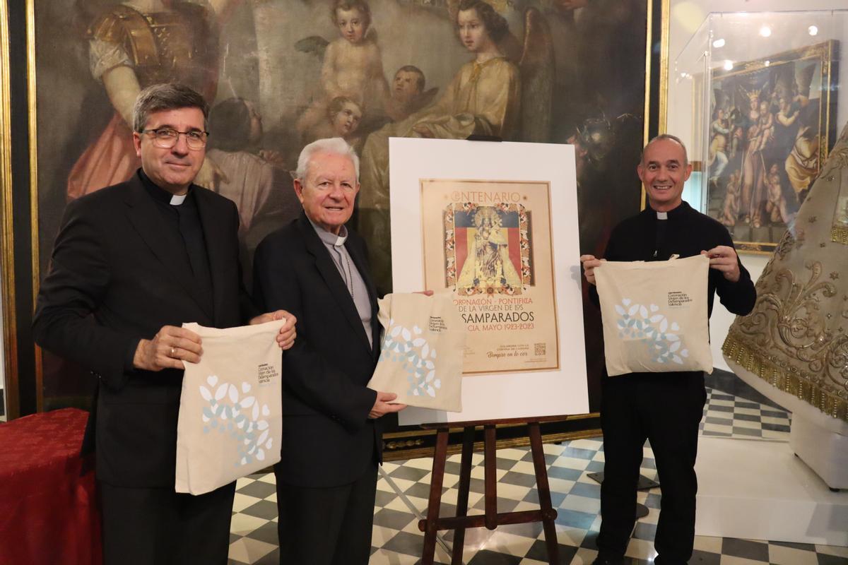 Presentación del cartel y de la "Bolsa del peregrino"