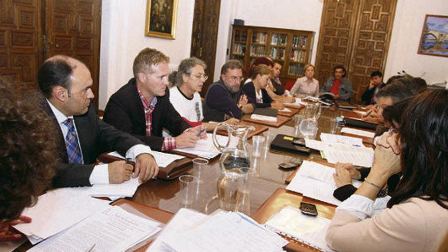 Reunión del Consejo Escolar. Foto L. O. Z.