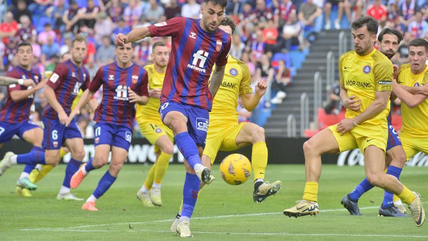 El Eldense se complica la vida (0-2)