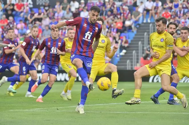 El Eldense se complica la vida (0-2)