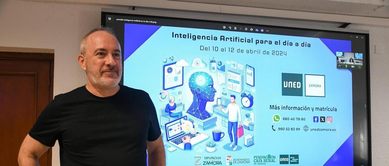 Julio Gonzalo, experto en inteligencia artificial.