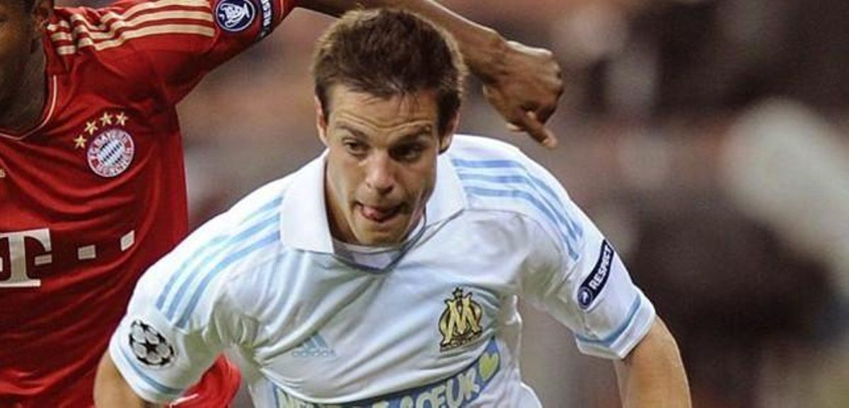 Azpilicueta, en un partit de Champions contra el Bayern.