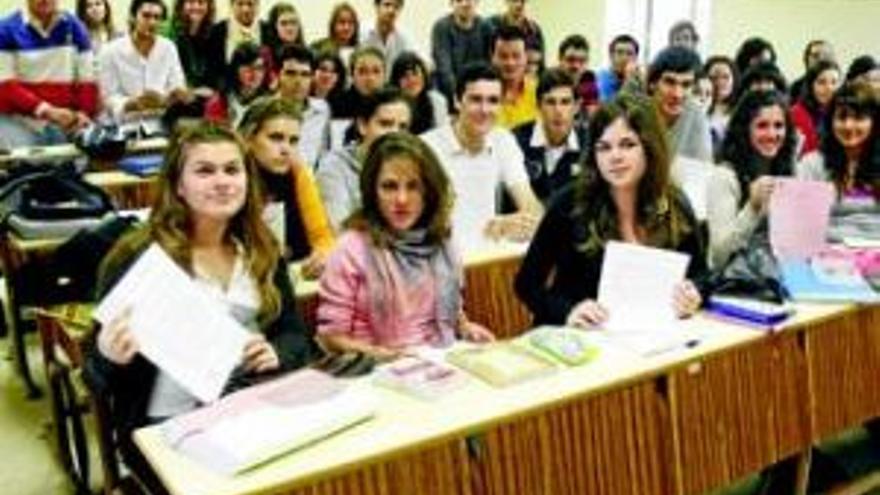 La Universidad abre un expediente a dos profesoras por negarse a dar clase