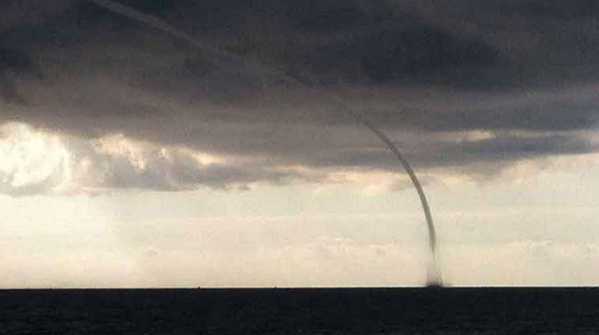 Tromba marina davant les costes d’Alacant.