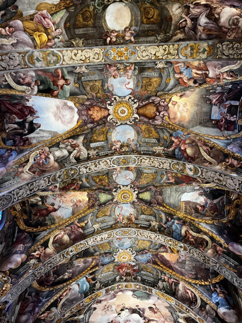 Los frescos de la 'Capilla Sixtina de Valencia' están repletos de detalles