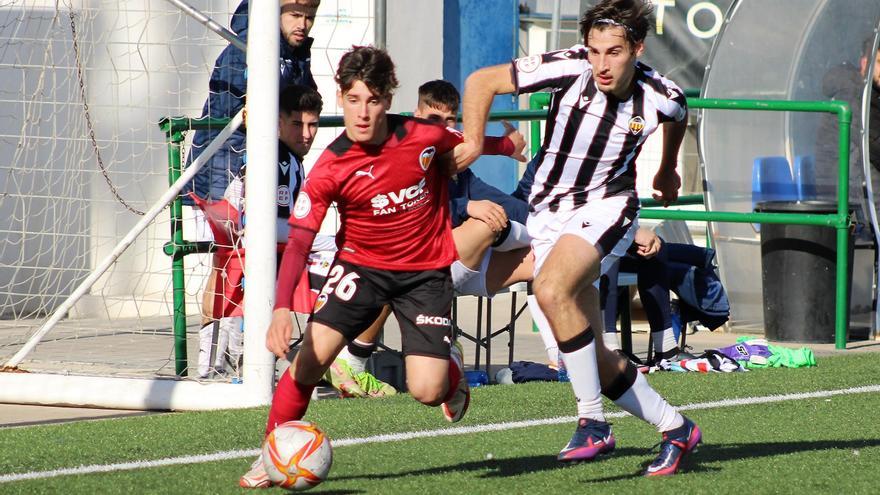 Los Reyes Magos traen tres puntos de oro al Castellón B (2-0)