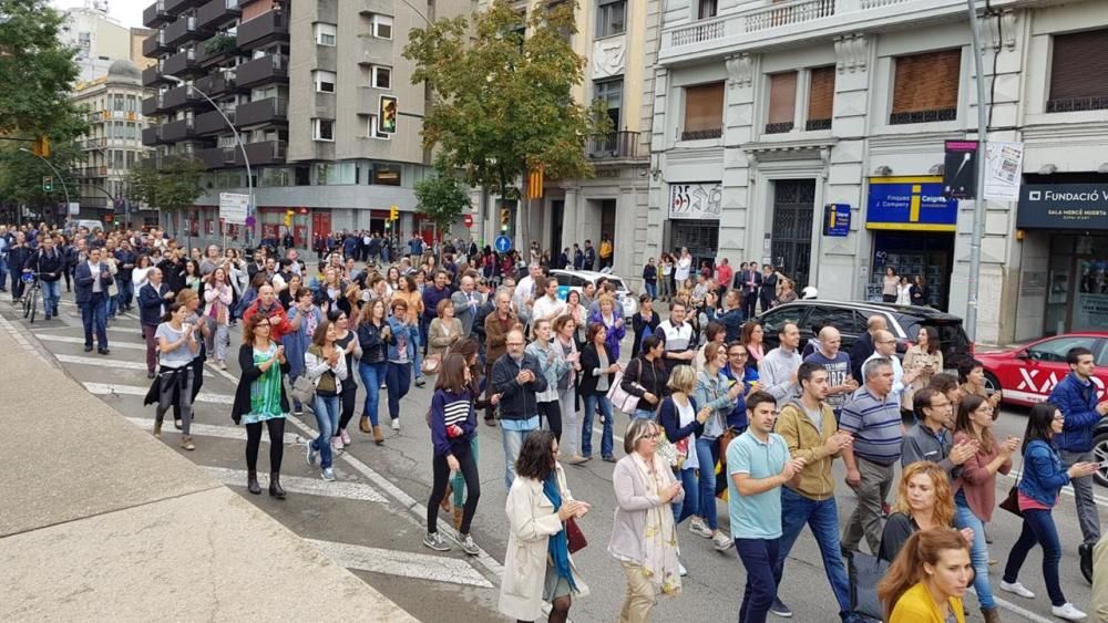 Concentració davant de la subdelegació del govern espanyol a Girona