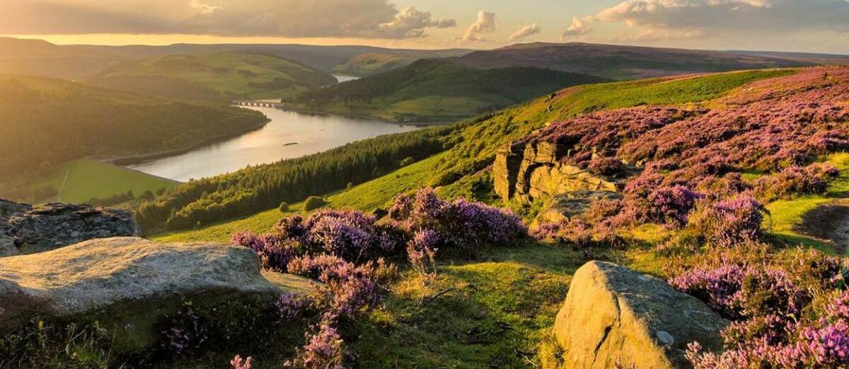 La región de East Midlands combina naturaleza con ciudades reconocidas.