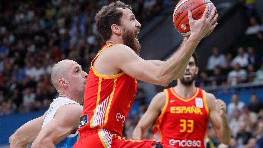 España sufre su primera derrota ante una Ucrania muy sólida