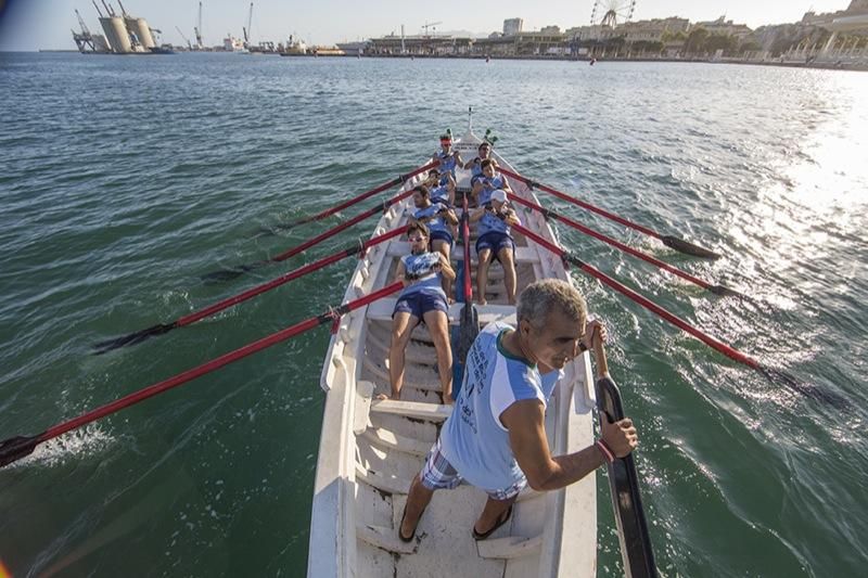 Regata de Jábegas en el Muelle Uno