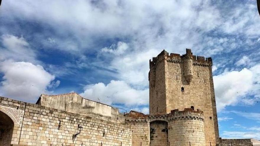 La Asociación Amigos del Castillo de Coria convoca una asamblea para tratar su plan de actuaciones, entre otros asuntos, mañana jueves