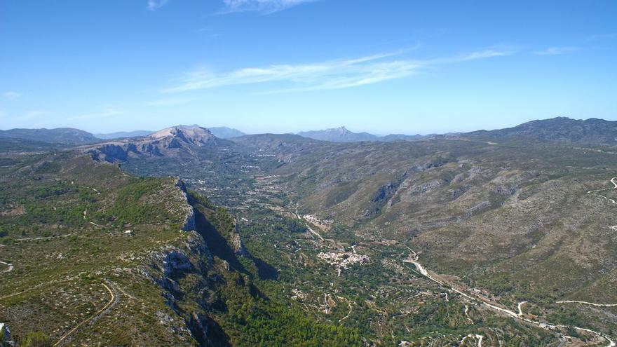 Controlat l&#039;incendi de la Vall de Gallinera