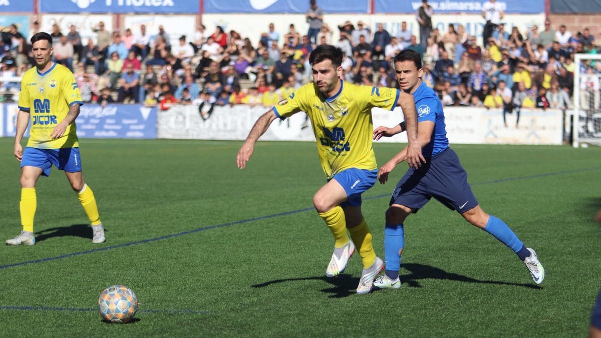 L'Igualada i el San Mauro han disputat un partit equilibrat a Les Comes