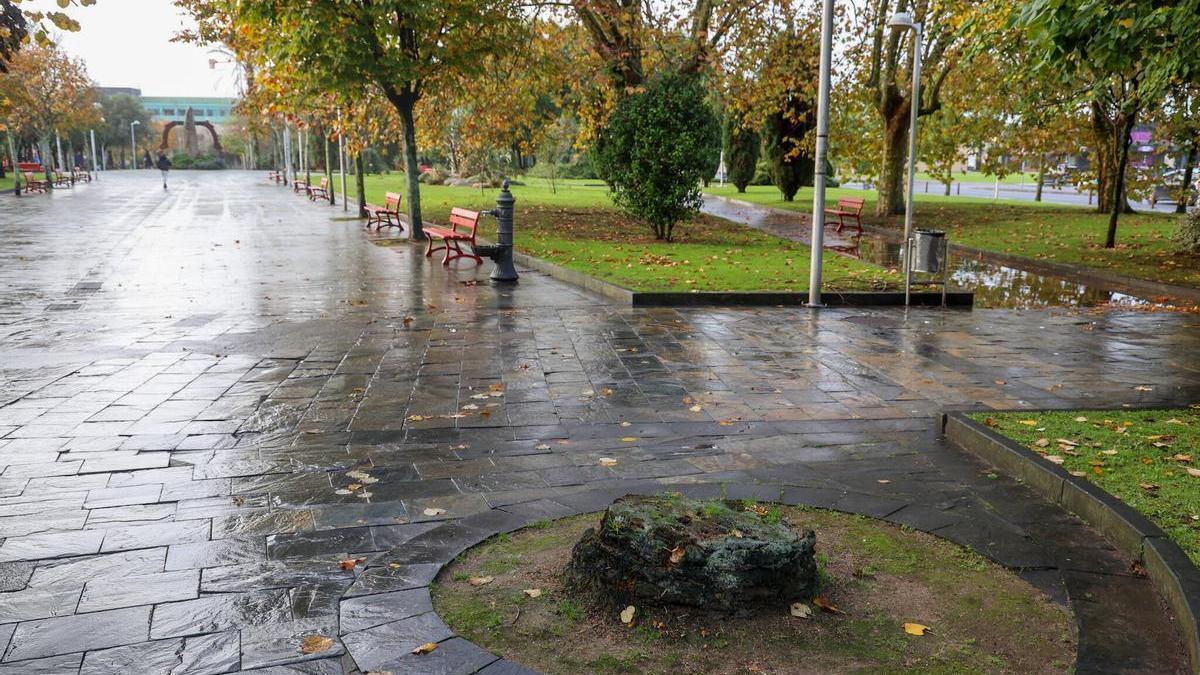 Vista del parque Miguel Hernández donde ocurrió la detención.
