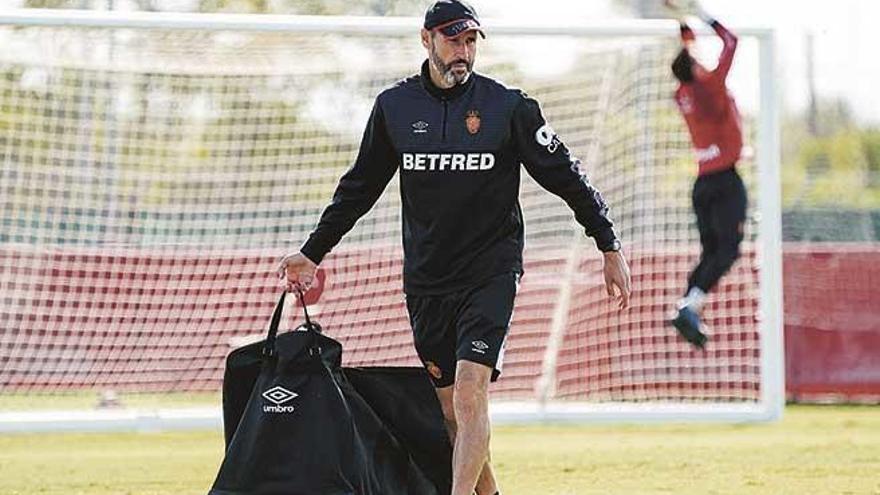 Moreno deberá recurrir al fondo de armario del Mallorca para afrontar las jornadas que restan.