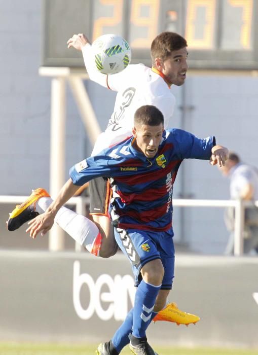 Valencia Mestalla - Llagostera, en imágenes