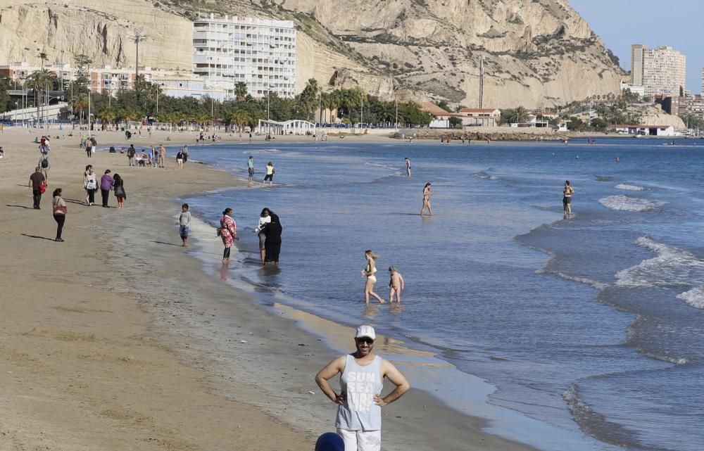 Navidad primaveral en Alicante con máximas de 21 grados en la costa