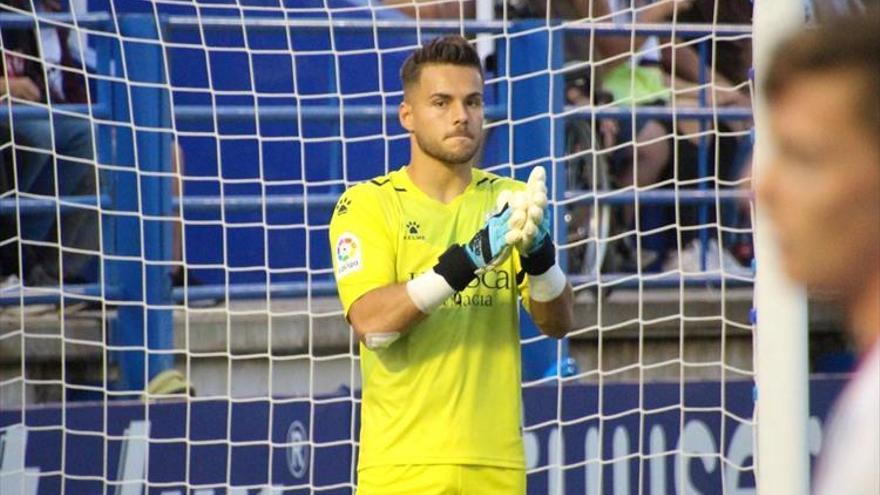 Solo el fútbol y las victorias pueden allanar el camino del Extremadura