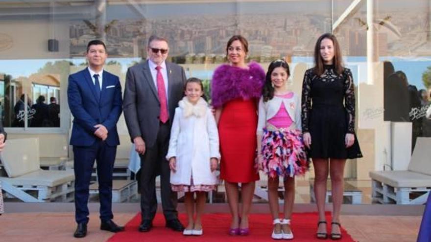 Homenaje a las falleras con cena y comida de gala