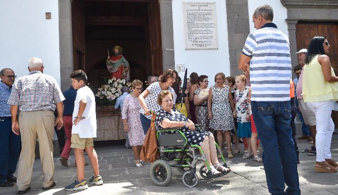 San Bartolomé cae en Tunte y el cura acaba herido.