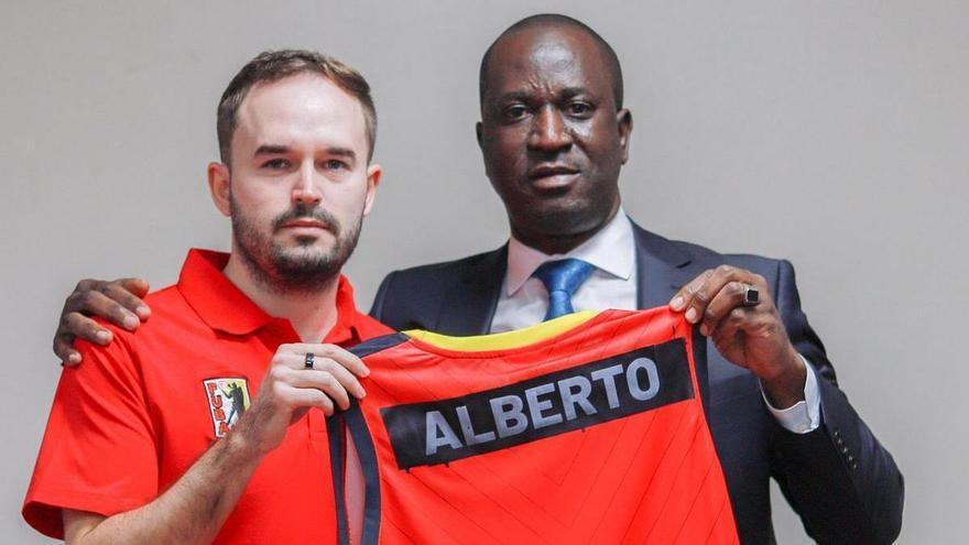 Murcián Alberto Antonia, new women’s coach for Uganda