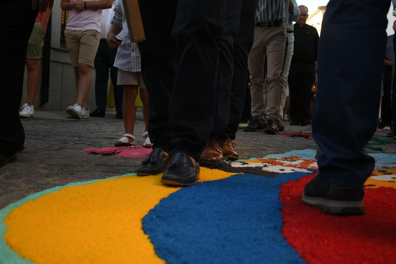 Alfombras de sal y colores en Dos Torres