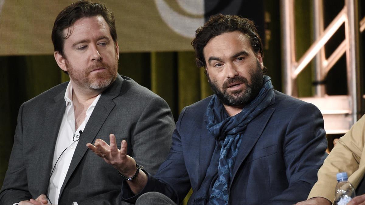 zentauroepp41497949 johnny galecki  right  co executive producer of the new cbs 180108164534