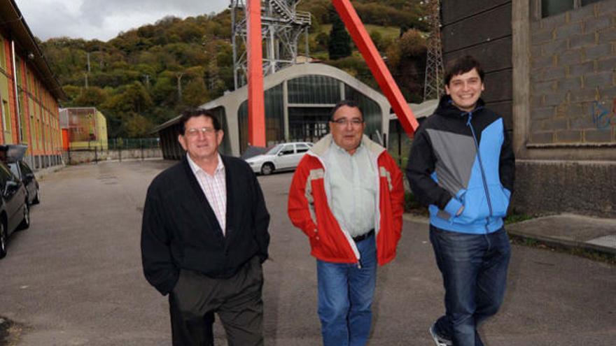 La mina, harta de palabras