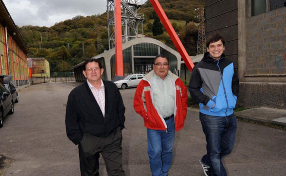 La mina, harta de palabras