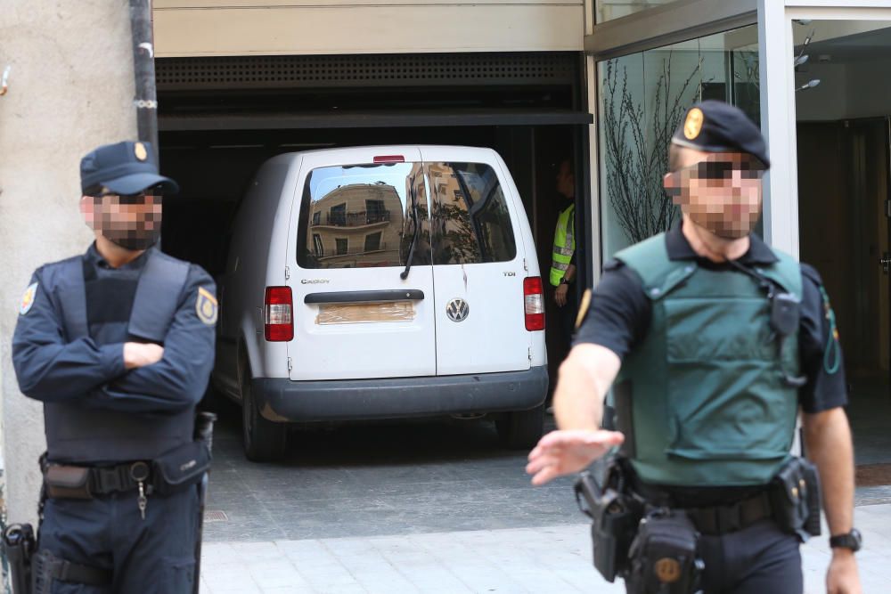 Escorcoll policial del domicili que Sandro Rosell té a Barcelona
