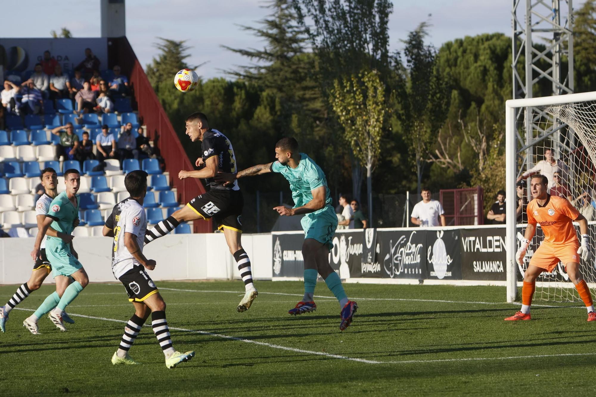 FOTOGALERÍA: Las imágenes de la derrota del Mérida en Salamanca (2-0)
