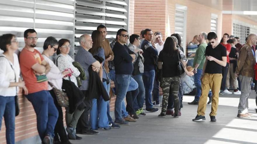 Mujeres y mayores de 40 copan las oposiciones en Castellón