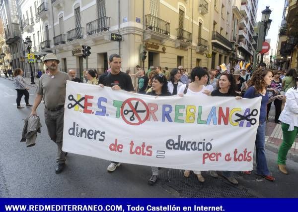 CASTELLÓN SALE A LA CALLE EN PRO DE LA EDUCACIÓN