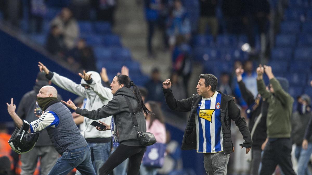 El Barça consigue el título de Liga en el campo del Espanyol