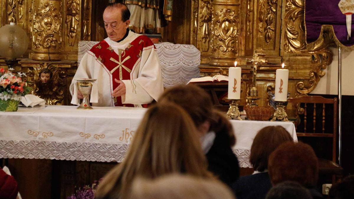 El sacerdote Emilio Santiago Lorenzo